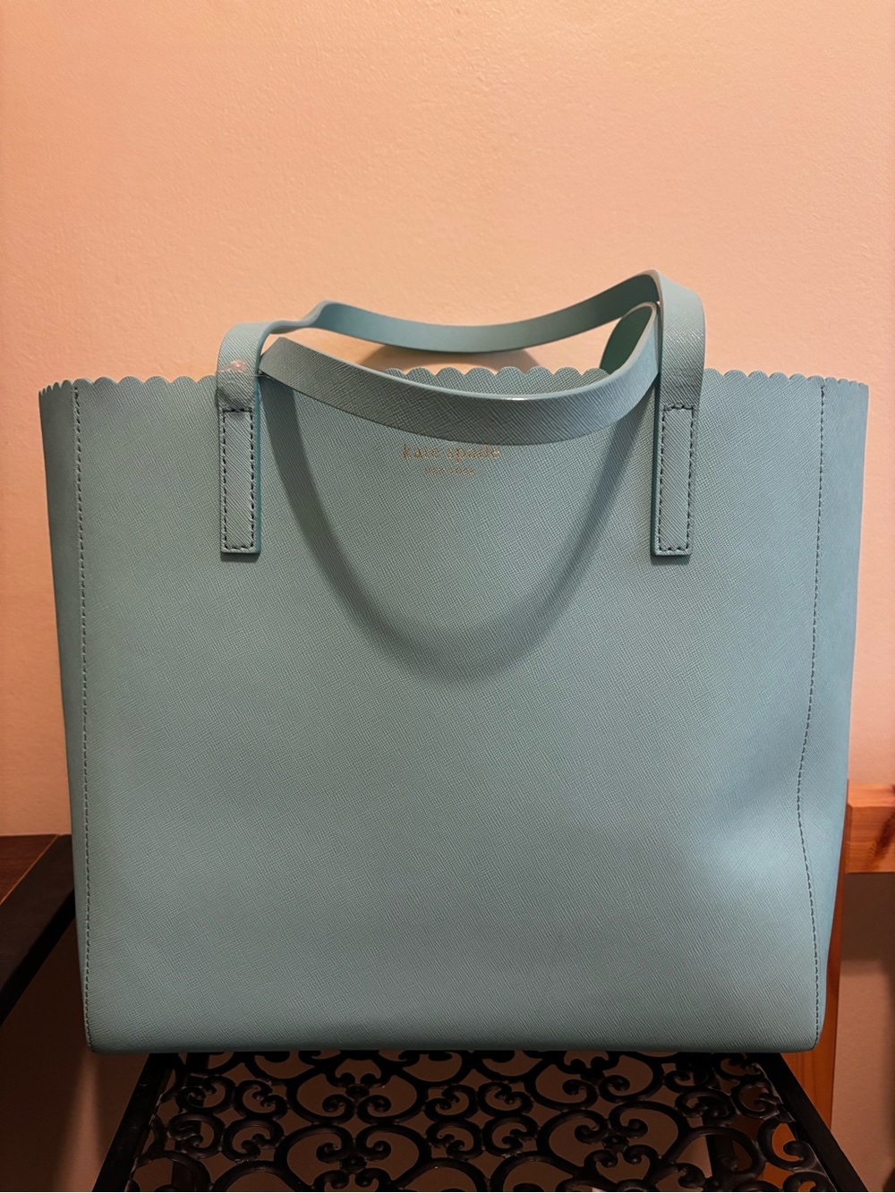kate spade scalloped edge tote in mint